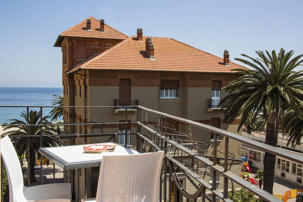 Hotel Mimosa Spotorno Quarto foto